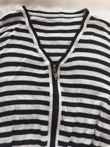 스트라이프 가디건 지퍼 포함