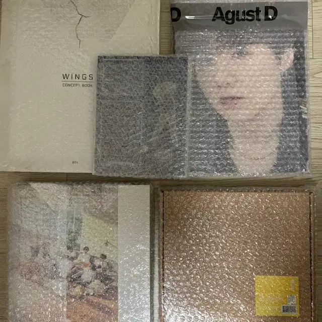 방탄소년단 윙즈 컨셉북, 오늘 도록, 오늘 아크릴시계 등