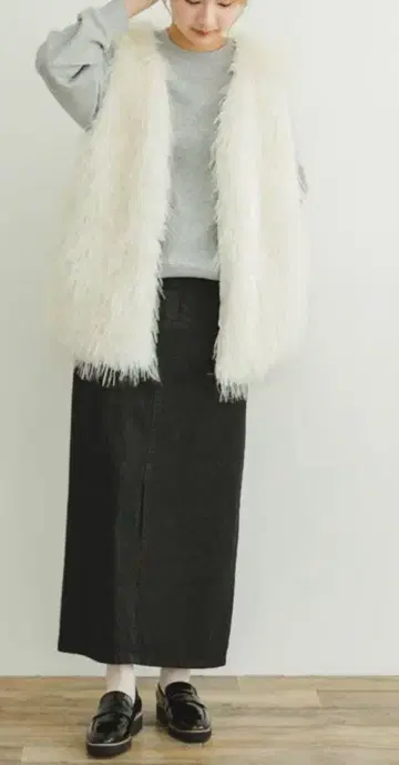 페이크 퍼 베스트