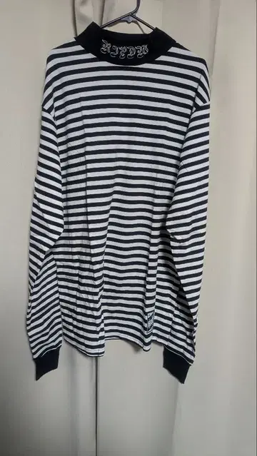 ripdw 스트라이프 긴팔 티셔츠 카라 부착