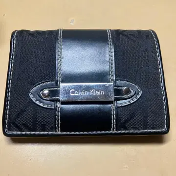 Calvin Klein 3단 폴더형 지갑 블랙