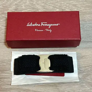 Salvatore Ferragamo 블랙 리본 머리핀