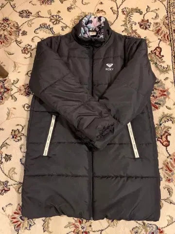 ROXY 다운 롱 자켓 블랙 꽃무늬