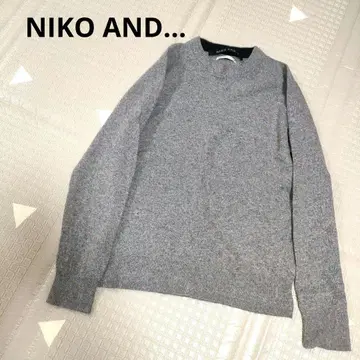 새상품급 니코앤드 이탈리아제 울 캐시미어 혼방 스웨터 그레이 색상