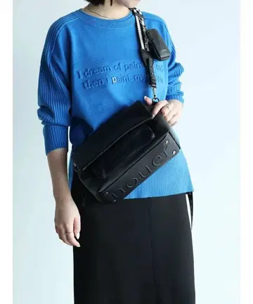 누에르 보스턴 로고백