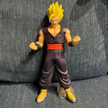 드래곤볼 피규어 손오반(청년)