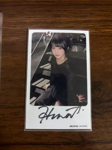 폴라로이드풍 포토 카드 아오키 히나 친필 사인