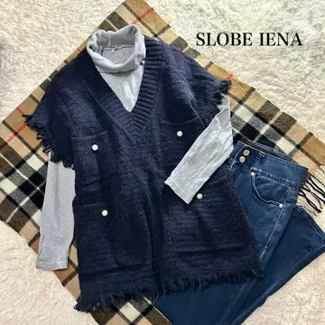 새상품급 SLOBE IENA 프린지 니트 베스트 펄 버튼 네이비