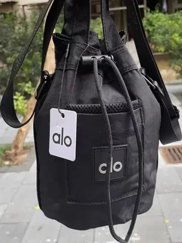 [ 미사용 새상품 ] alo 블랙 숄더백