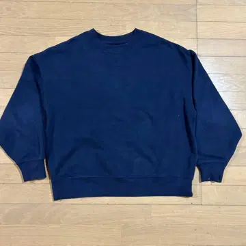 GAP 화이트 택 90s 맨투맨 네이비 V 가제트 빅 실루엣