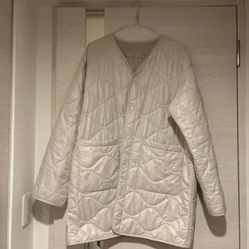 라이트 그레이 퀼팅 자켓