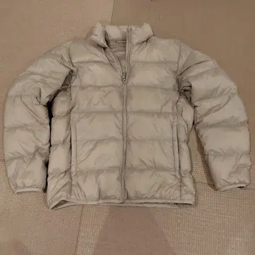 UNIQLO 울트라 라이트 다운 다운 재킷 L 사이즈