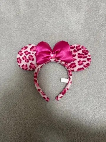 레오파드 무늬 핑크 리본 머리띠