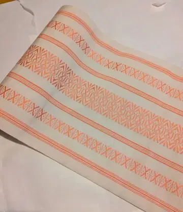 드문 색의 하카타 오비