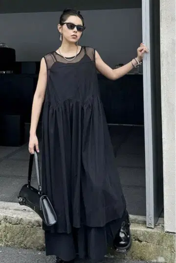 블랙 슬리브리스 시스루 원피스