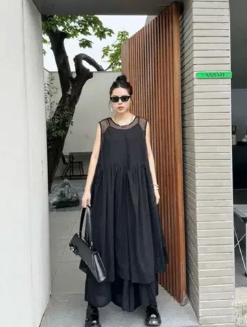 블랙 슬리브리스 시스루 원피스