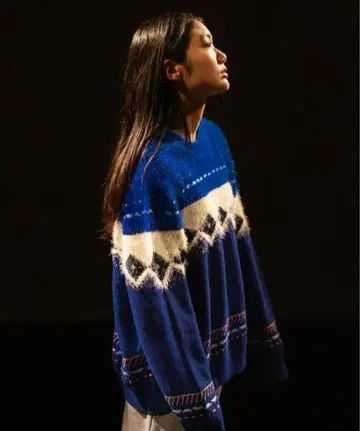 PAMM 식탁의 노르딕 니트