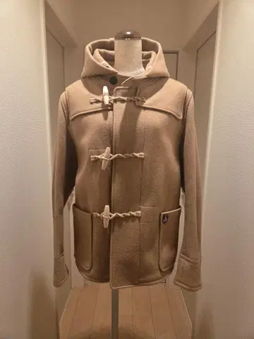 오시발(orcival) 숏 더플 코트