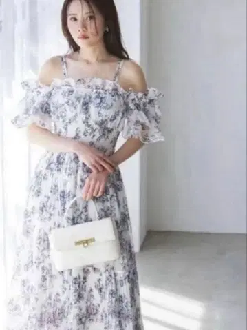 택 포함 새상품 SNIDEL Sustainable 오프숄더 개더 원피스