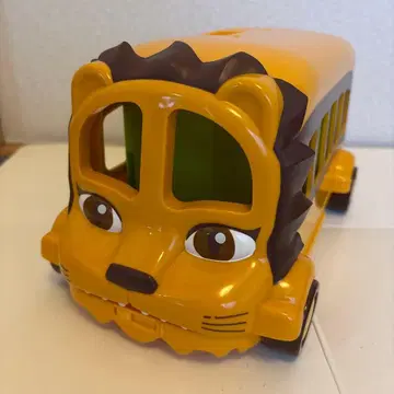 타카라토미 3WAY 외출 라이온 버스