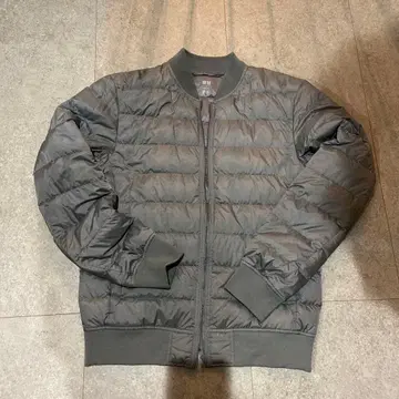 유니클로 라이트 다운 다운 자켓