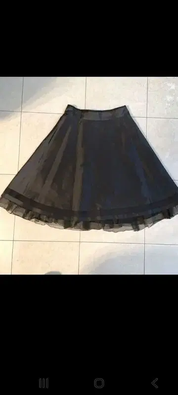 폭시 FOXEY 스커트 블랙 밑단 튤이 들어간 풍성한 디자인