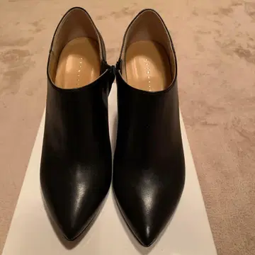 새상품급! 에스트네이션 [ 블랙 스틸레토 하이힐 ] 사이즈 36.0