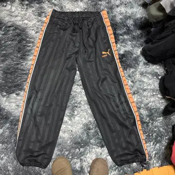 PUMA 스트라이프 저지 사이즈 84 블랙/오렌지