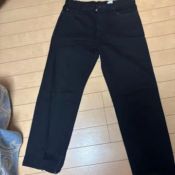 KIRKLAND 블랙 스트레이트 팬츠