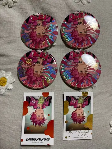 카리스마 사루카와 케이 폴라로이드풍 카드 캔뱃지