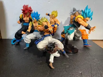 드래곤볼 초사이어인 피규어 7체 세트 손오공 골지 제일복권