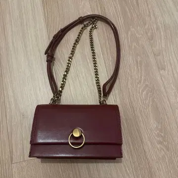 버건디 가죽 숄더백