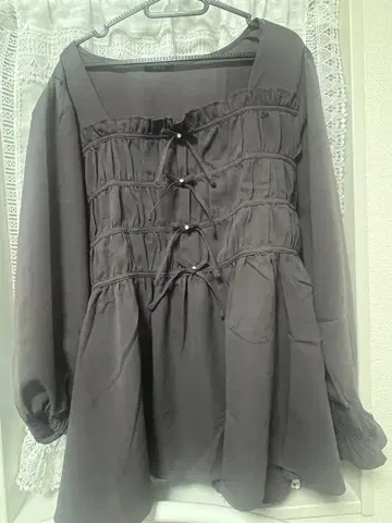 CLETTE 오리지널 프론트 리본 개더 디자인 블라우스 버건디