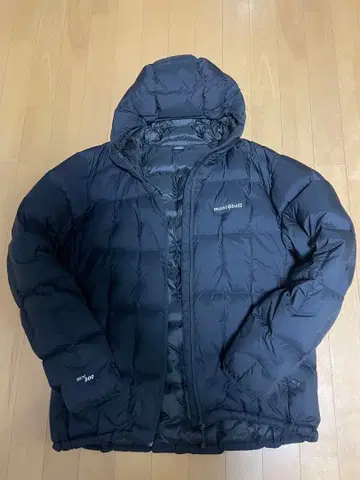 새상품급 mont-bell 네 다운 파카 XL 블랙