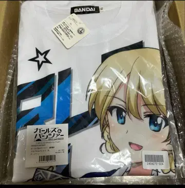 레어 미개봉 걸즈&판처 극장판 풀 패널 T셔츠 다즐링 XL