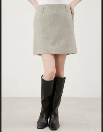 새상품급 미라 오웬 더블 허리 트위드 미니 스커트