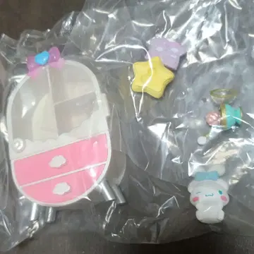 시크릿 클로젯 Secret closet 시나모롤 메이크업