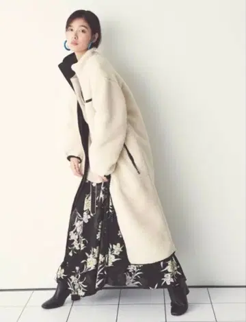 새상품급 SNIDEL 리버서블 보아 롱 코트 스나이델