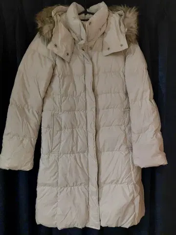 유니클로 다운 코트 후드 부착 S