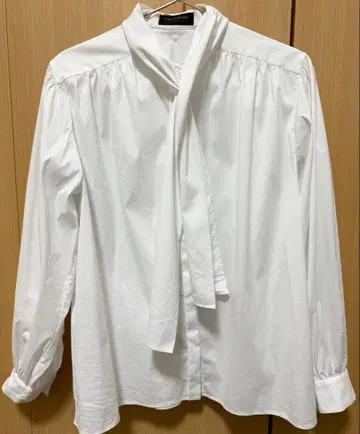 TOMORROWLAND 스트레치 브로드 스카프 타이 블라우스