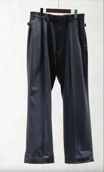 MB 하이엔드 비슈 울 클래식 하이웨스트 와이드 슬랙스