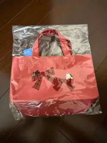 미사용 새상품 파밀리아 손자수 빨간색 데님백 리본 2025