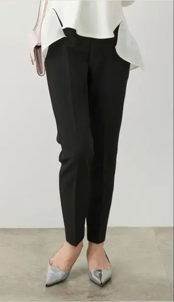 포멀 슬림 레그 팬츠 Liala x PG