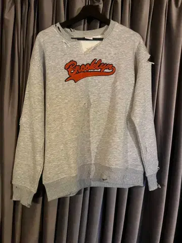 [ 구제 의류 ] 데미지 맨투맨 데미지 가공 보로 맨투맨