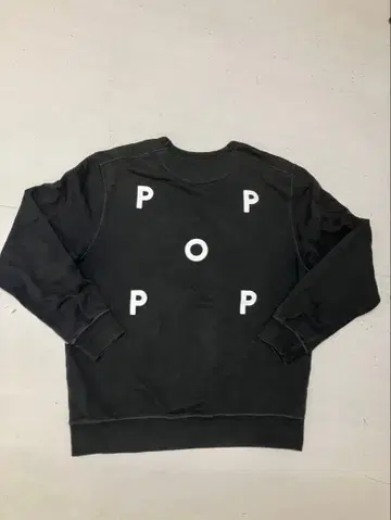 팝 트레이딩 컴퍼니 트레이닝복