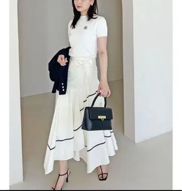 snidel 행커치프헴 스커트