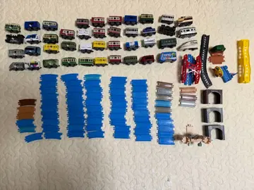 프라레일 차량과 레일 세트