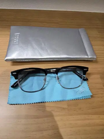 LOWRYSFARM 김서림 방지 가공 서몬트 안경 블랙 케이스 포함