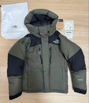 THE NORTH FACE 발트로 라이트 자켓 부속품 있음
