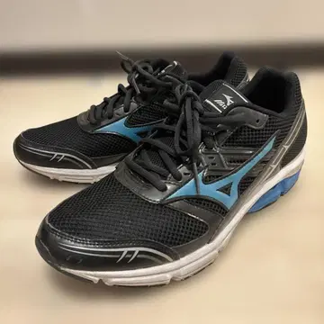 미즈노 러닝화 블랙/블루